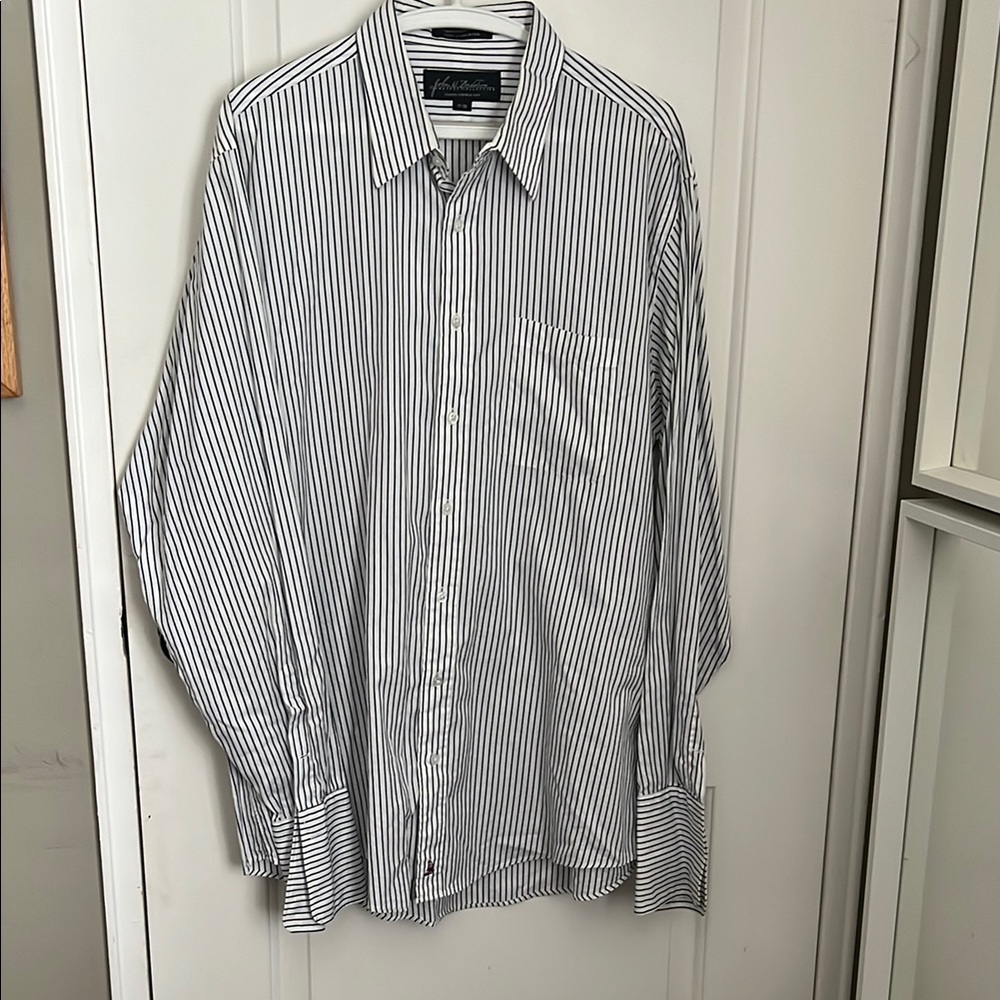 Men's Striped Shirt - Black & White